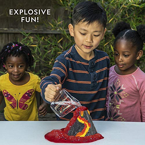 NATIONAL GEOGRAPHIC Earth Science Kit - Over 15 Science Experiments & STEM Activities for Kids, Includes Crystal Growing Kit, Volcano Science Kit, Great Gifts for Girls and Boys, an AMAZON EXCLUSIVE